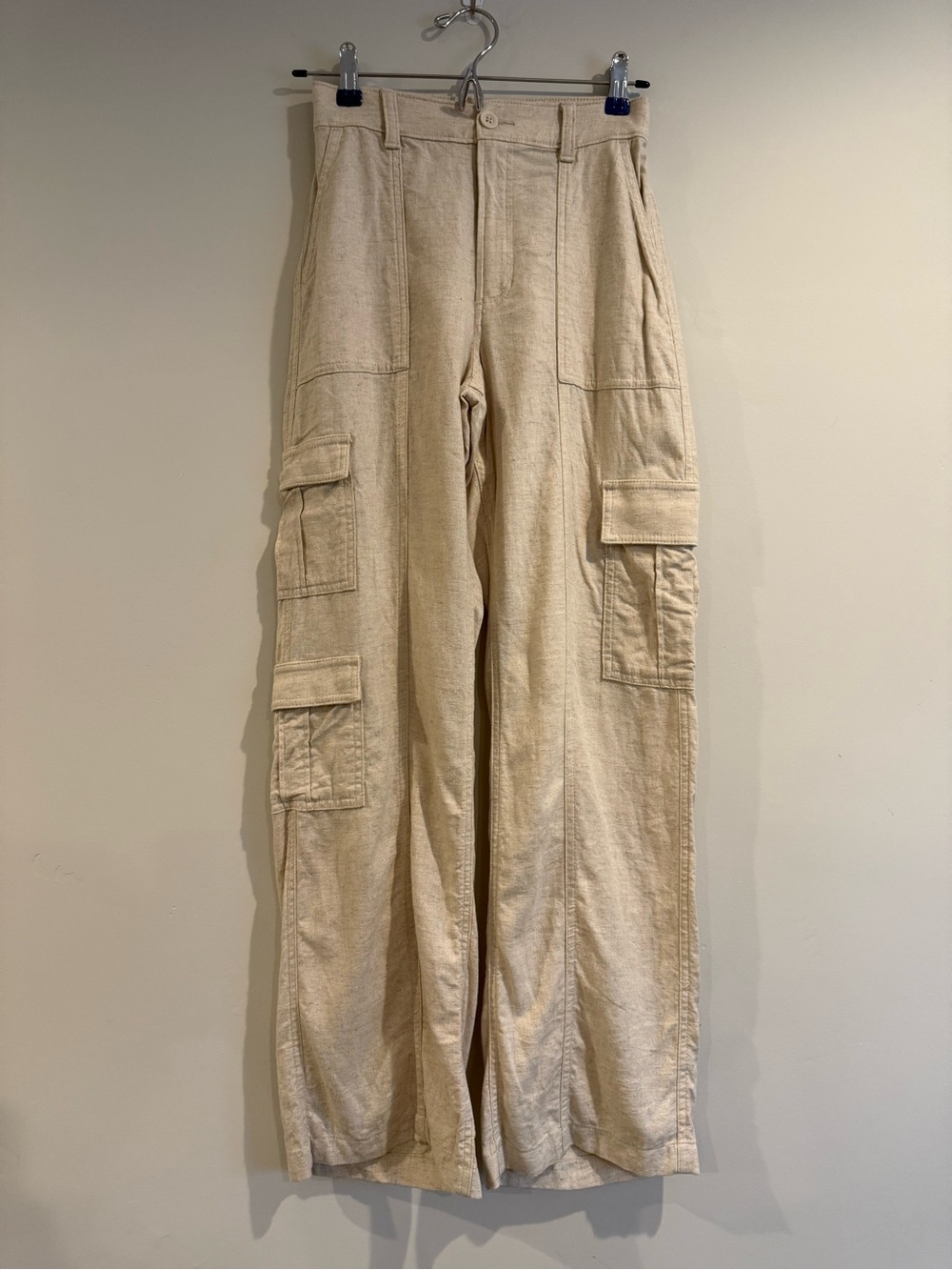 Hollister Ultra High Rise Baggy Linen-Blend Cargo Pants
